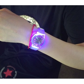 Đồng hồ phát sáng exo led Kiểu Hàn Quốc