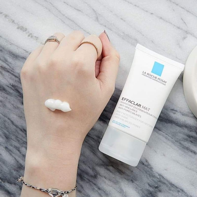 Kem Dưỡng Ẩm Kiềm Dầu La roche Posay Effaclar Mat Dành Cho Da Dầu Mụn Chuẩn Pháp - 40ml