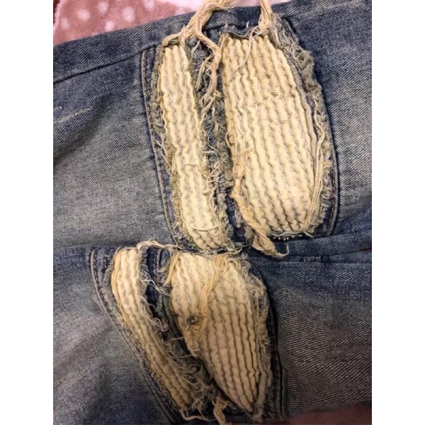 Quần jeans For Amiri rách gối