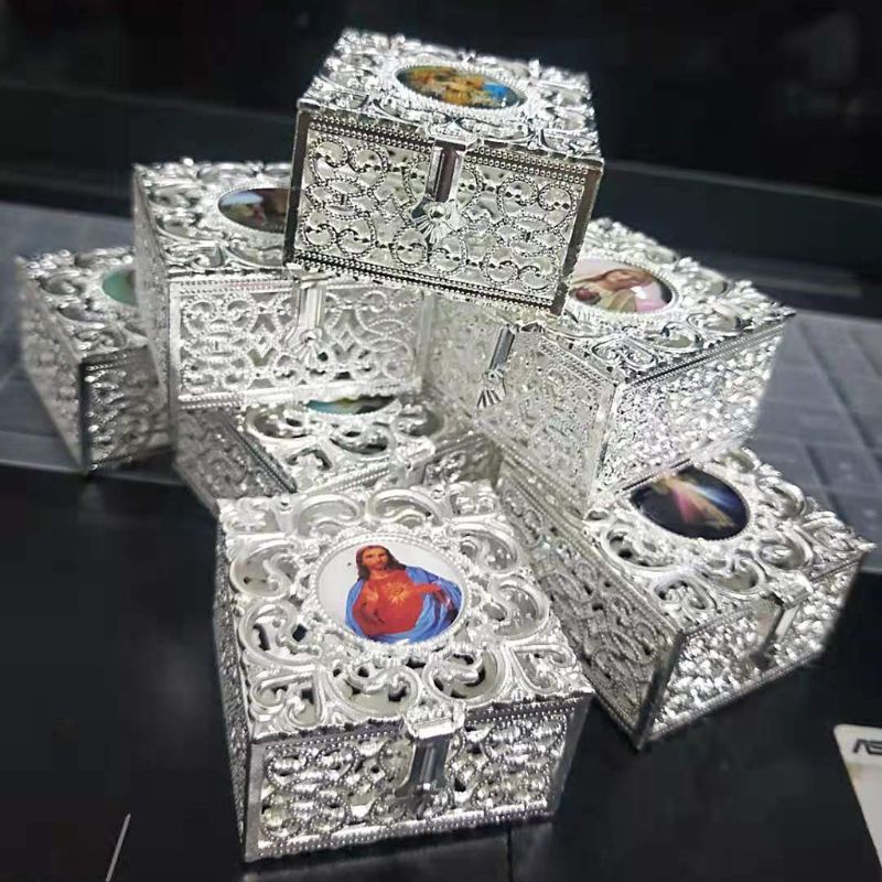 Hộp đựng chuỗi hạt / trang sức bằng kim loại phong cách Thiên Chúa giáo dùng làm quà tặng