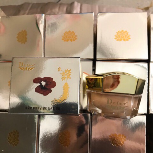Kem Vỗ bong Dr.Face Sâm linh Chi