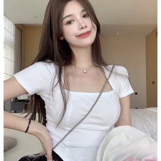 Áo cổ  vuông gân items