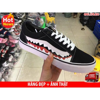 Giày thể thao old skool cá mập đen trắng