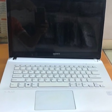 Thay bản lề laptop sony vaio SVF153 (SVF153a1QT) mainboard (da0hkdmb6d0)