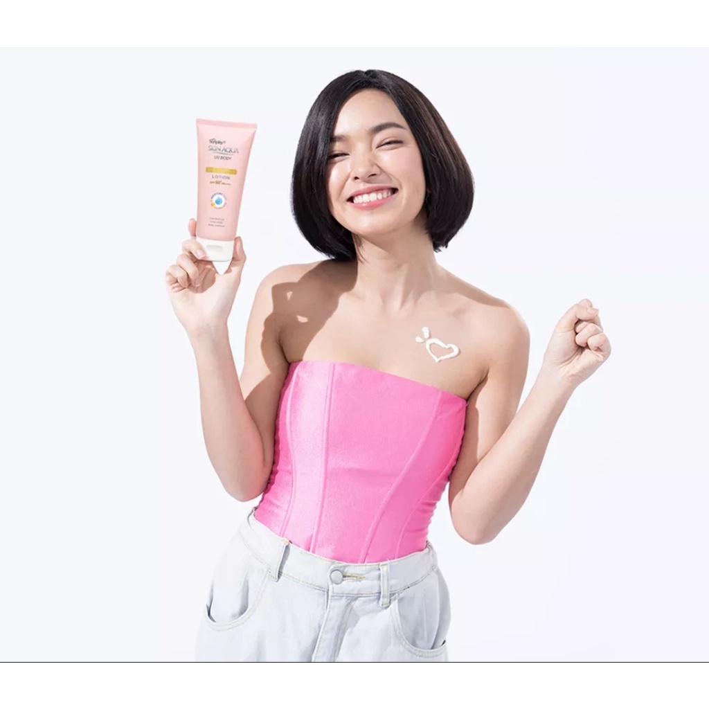 Kem chống nắng dưỡng thể trắng mịn Sunplay Skin Aqua UV Body Whitening Lotion SPF 50+ PA++++