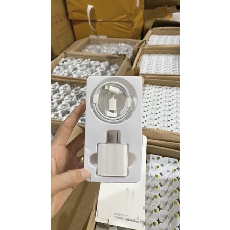 Sét Bộ Sạc Nhanh IP gồm 1 củ 1 cáp