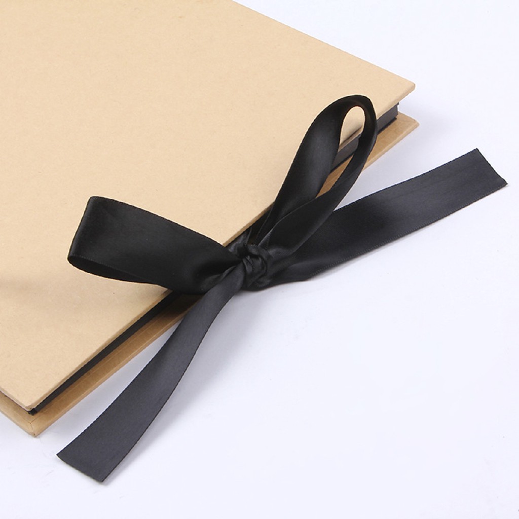 Album đựng ảnh bằng giấy đen