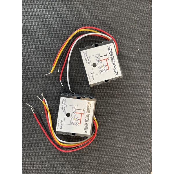 Công tắc cảm ứng led 12v chuyển 3 màu