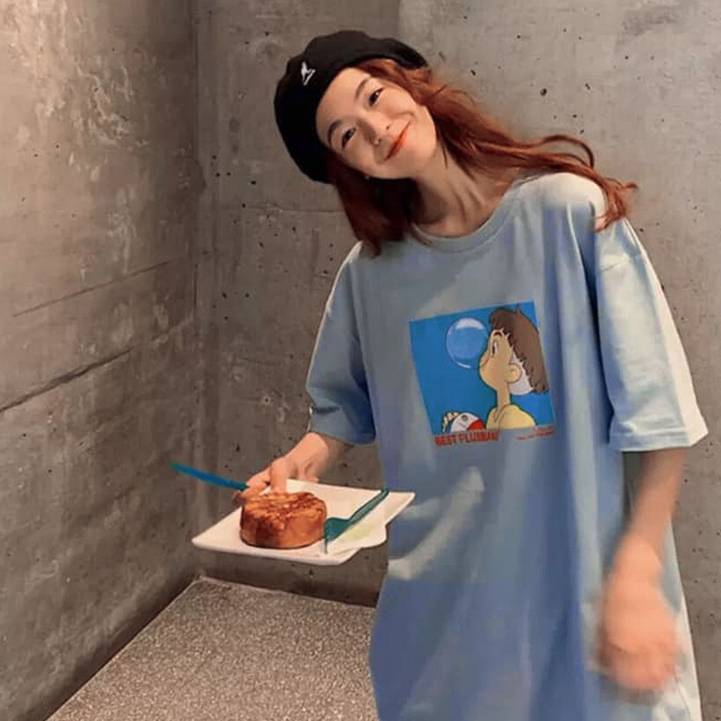 Áo thun nữ tay lỡ freesize phông form rộng dáng Unisex, mặc lớp, nhóm, cặp in chữ BEST PLUSMANS thổi KẸO CAO SU màu xanh | BigBuy360 - bigbuy360.vn