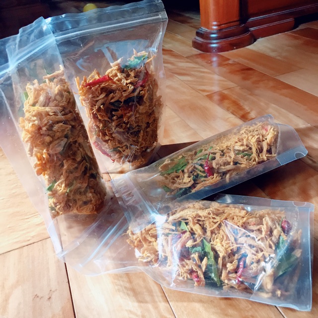 Khô gà lá chanh nhà làm