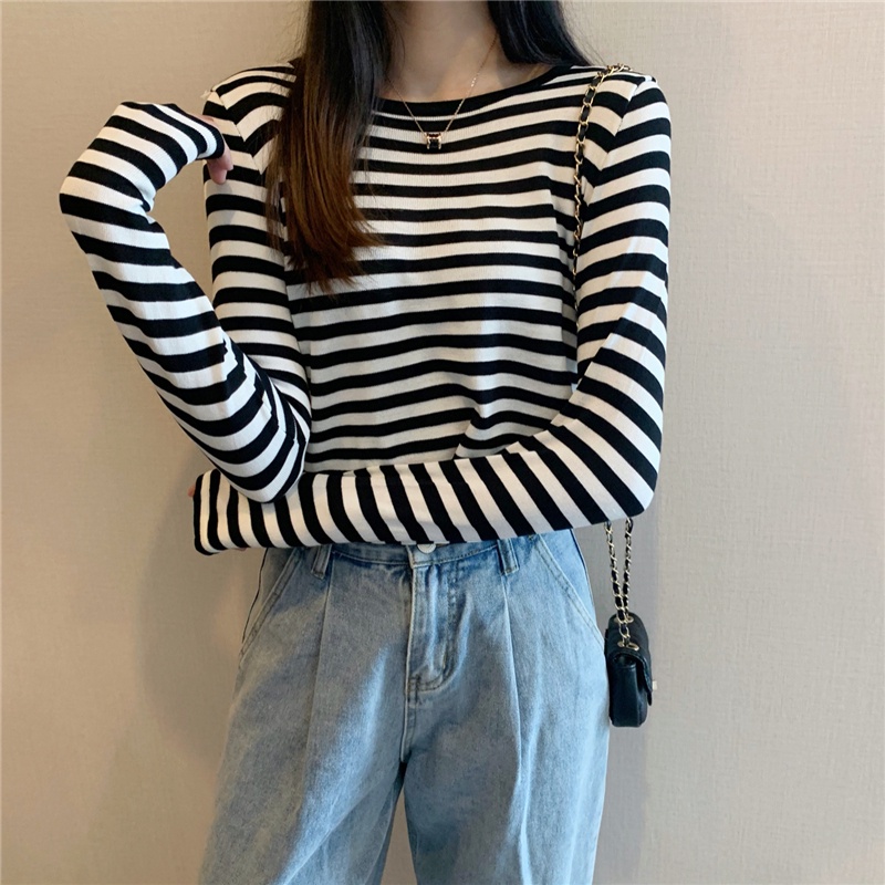 【ZHELIHANGFEI】Áo Sweater Dài Tay Lưng Cao Họa Tiết Kẻ Sọc Phong Cách Quyến Rũ