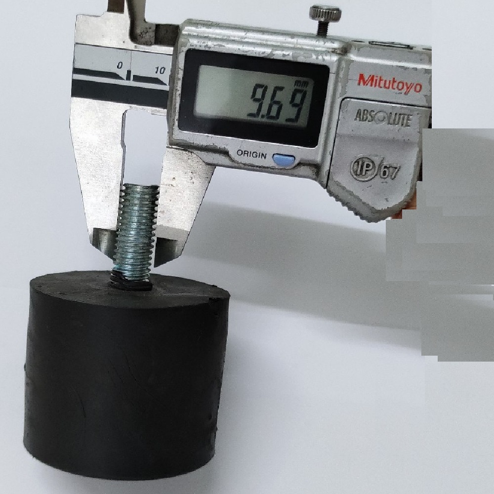 Vít chân đế cao su điều chỉnh chiều cao M10 đường kính đế 49 mm