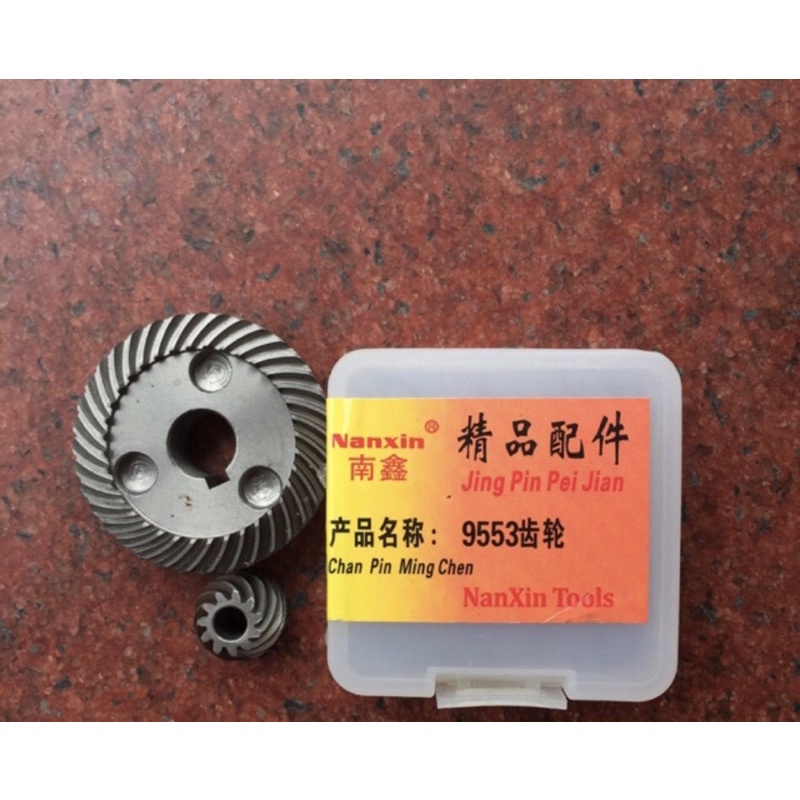 Bộ bánh răng mài 9553 makita