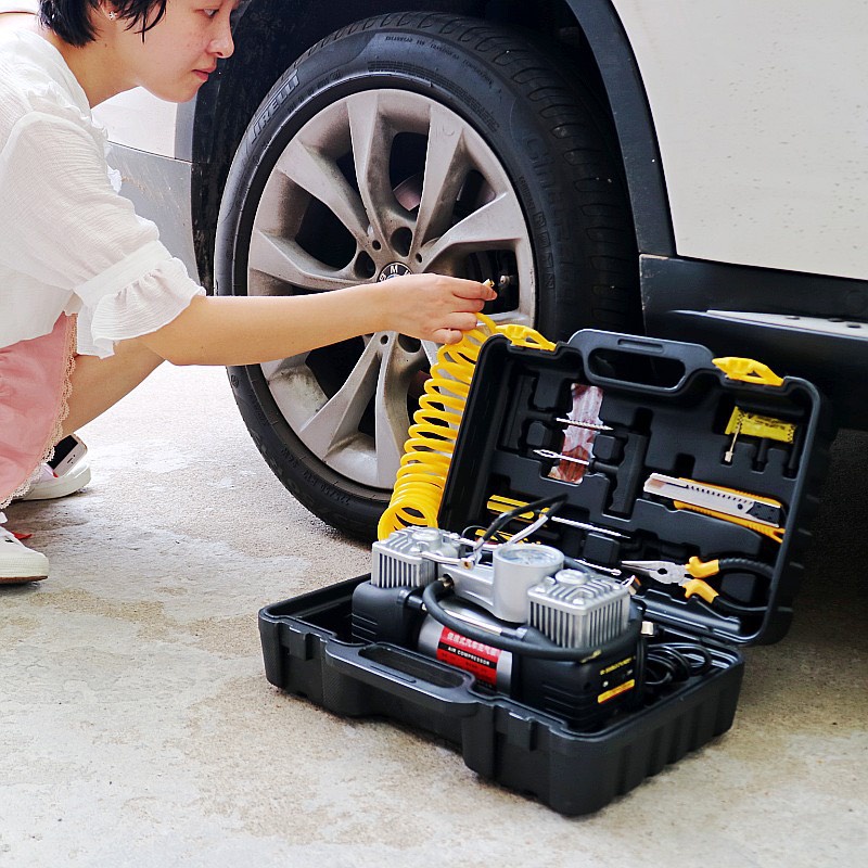Bơm hơi lốp ô tô 2 xi lanh công suất lớn 280W  kèm hộp đựng dụng cụ - Máy bơm lốp xe hơi 12V đồng hồ cơ đồng hồ điện tử