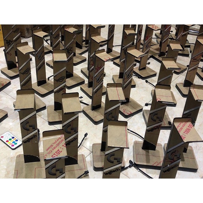 Giá Treo Tai Nghe EZPC Basic LED RGB Digital | Ez.Market