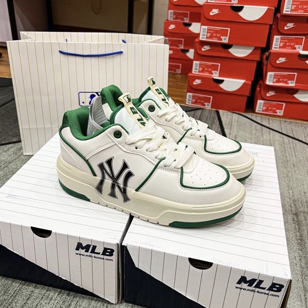 Giày MLB Chunky Liner New York Yankees ‘White Green’ 50GNS