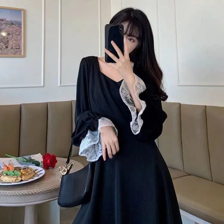 🖤Bộ sưu tập váy đen🖤 Đầm đen phối ren trắng phong cách công chúa dáng xòe nữ tính | BigBuy360 - bigbuy360.vn
