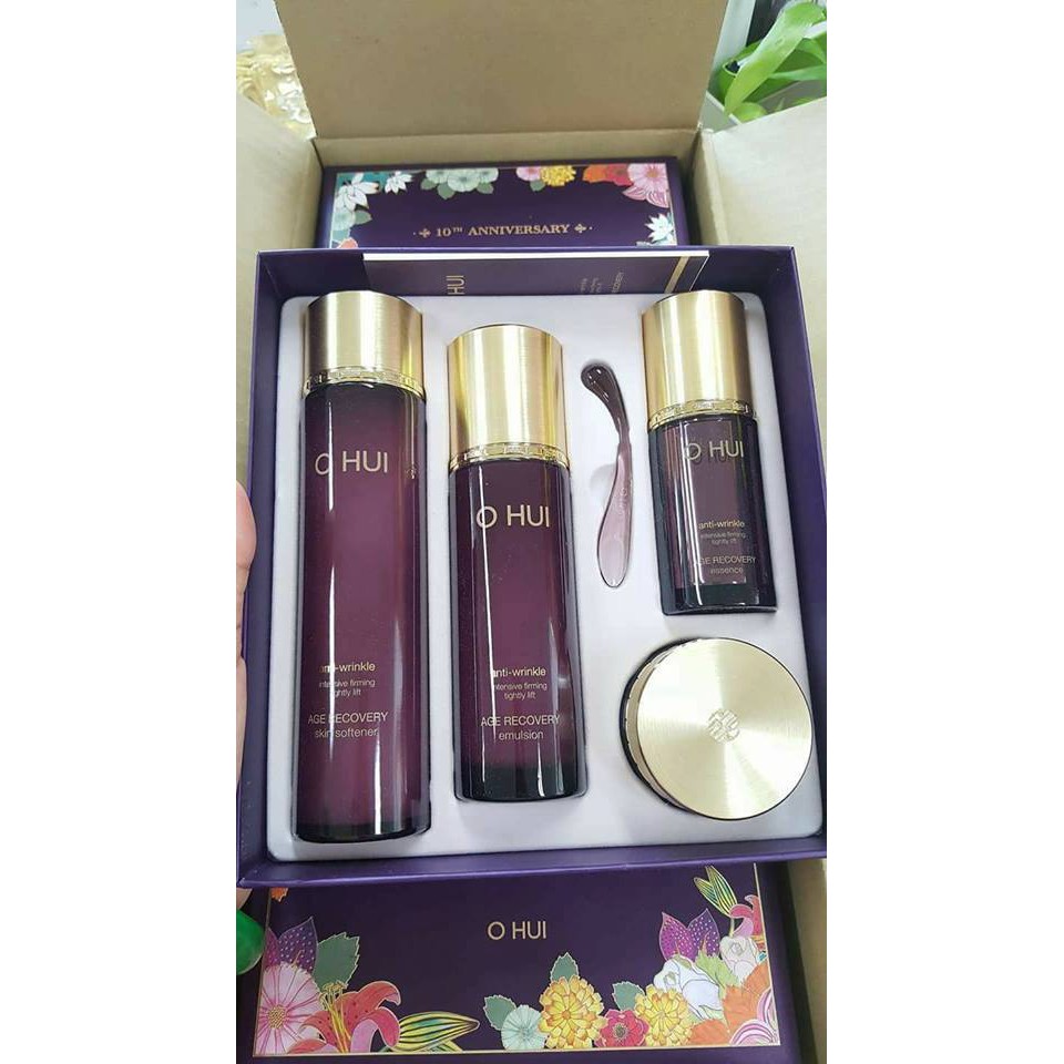 Set Ohui Age Recovery Baby Collagen.