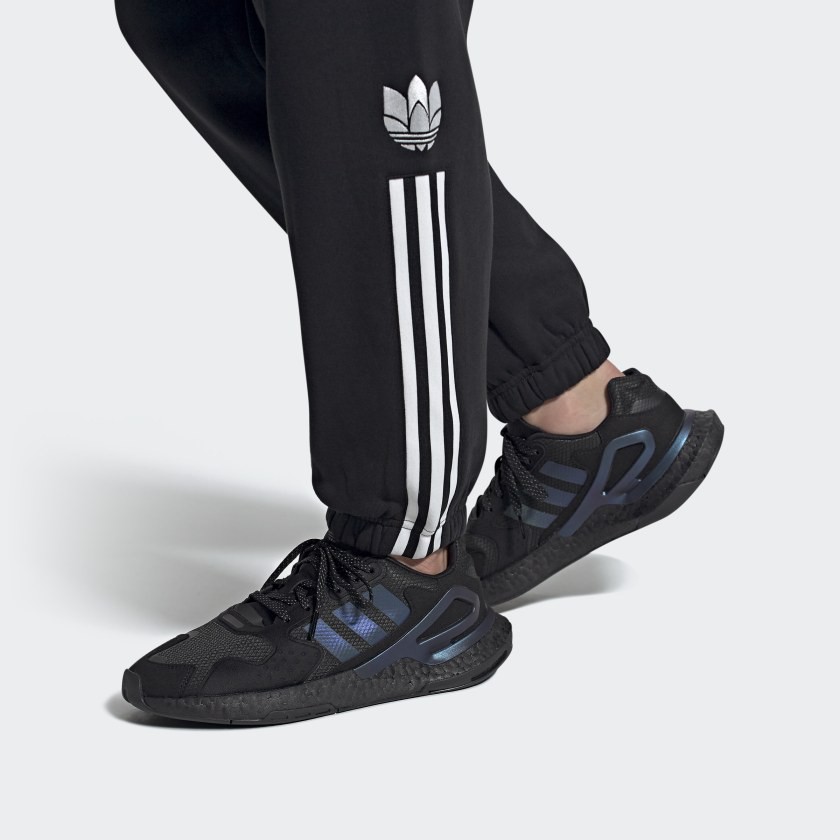Giày Day Jogger "Triple Black" Fy3015 - Hàng Chính Hãng - Bounty Sneakers