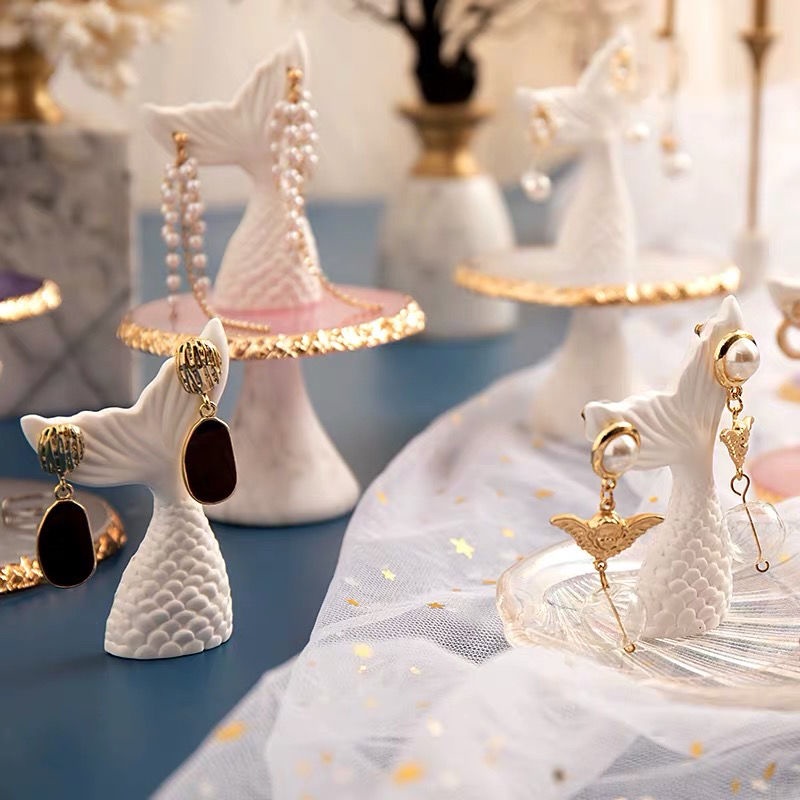 Giá Đỡ Trưng Bày Trang Sức Hình Nàng Tiên Cá