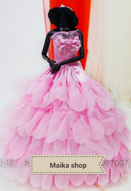 Váy búp bê xếp tầng xinh xinh