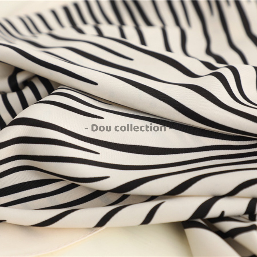 [NowShip2h] Khăn Lụa Vuông Làm Áo Yếm, Quàng Đầu Hottrend Họa Tiết Sọc Vằn - Chất Liệu Chiffon - 90x90cm - Mã KL063