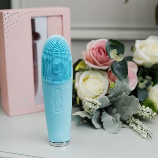 DR GLATT - MÁY CHĂM SÓC DA ĐA CHỨC NĂNG DUA FIT PRO