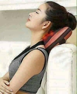 Gối massage hồng ngoại