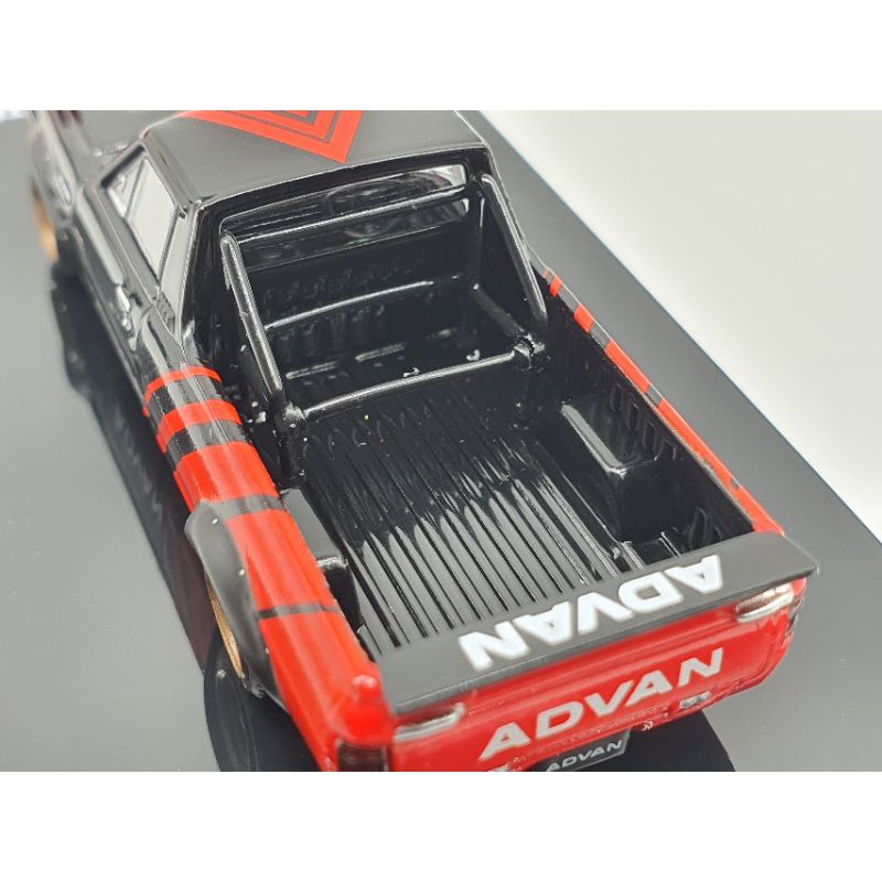 Xe Mô Hình Nissan Sunny Pickup Truck &quot;Hakotora&quot; &quot;Advan&quot; Concept Livery 1:64 Inno Models ( Đỏ Đen )