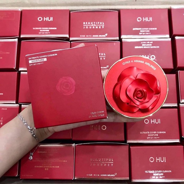 Phấn Nước Ohui Ultimate Cover Cushion Moisture Red & Gold Rose Petal Special Edition II