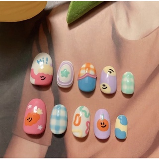 Mẫu nailbox móng up vẽ nổi caro