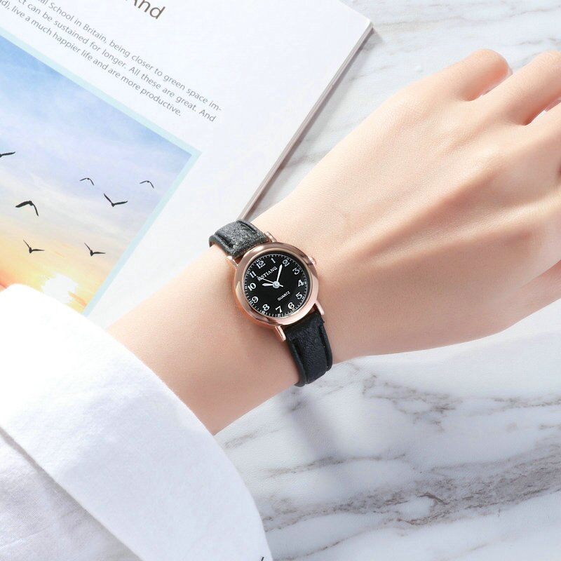 Đồng Hồ Nữ Dây Da Mặt Tròn Đính Đá Thời Trang