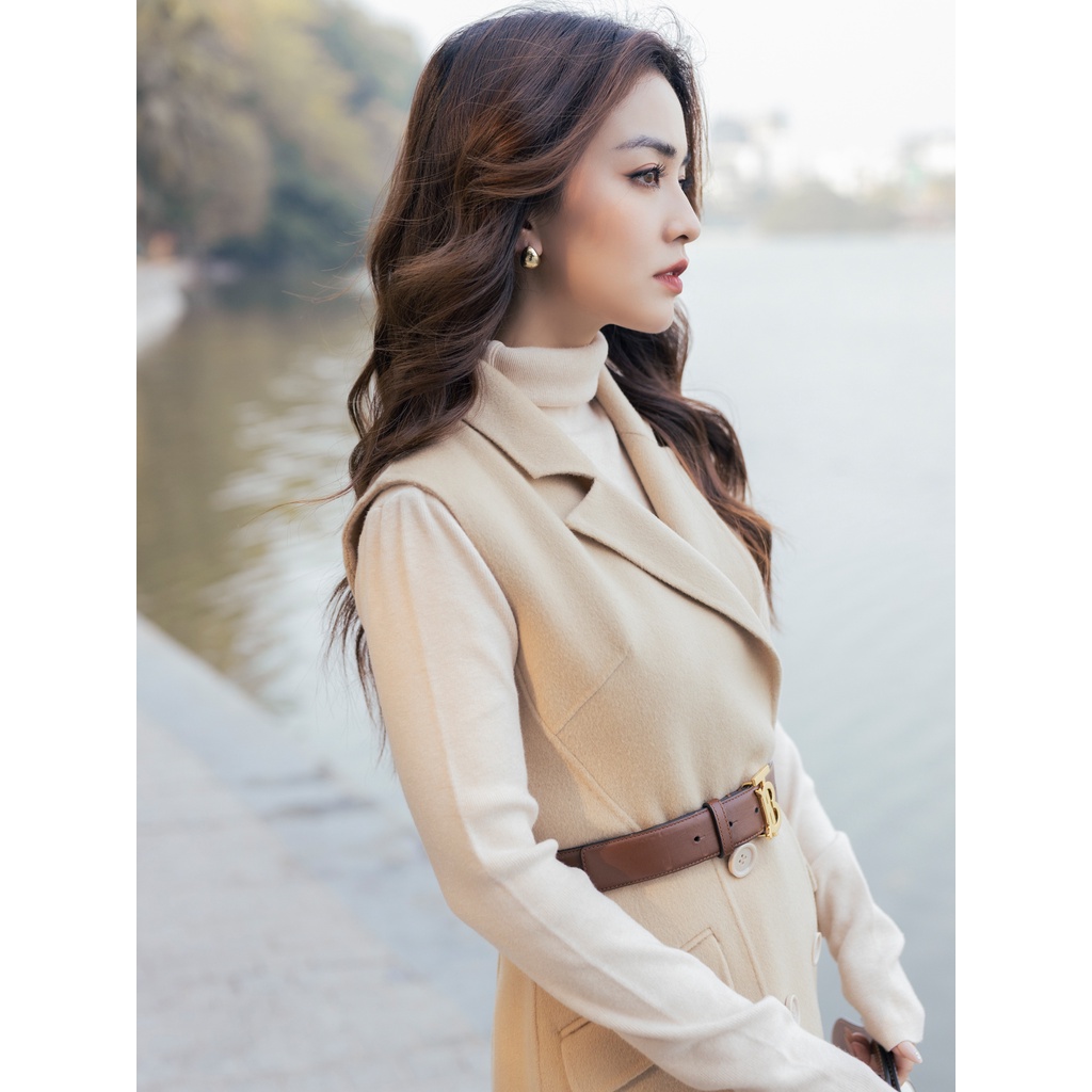 Áo khoác dạ Gile dáng dài cổ 2 ve D.CHIC MS: 970235