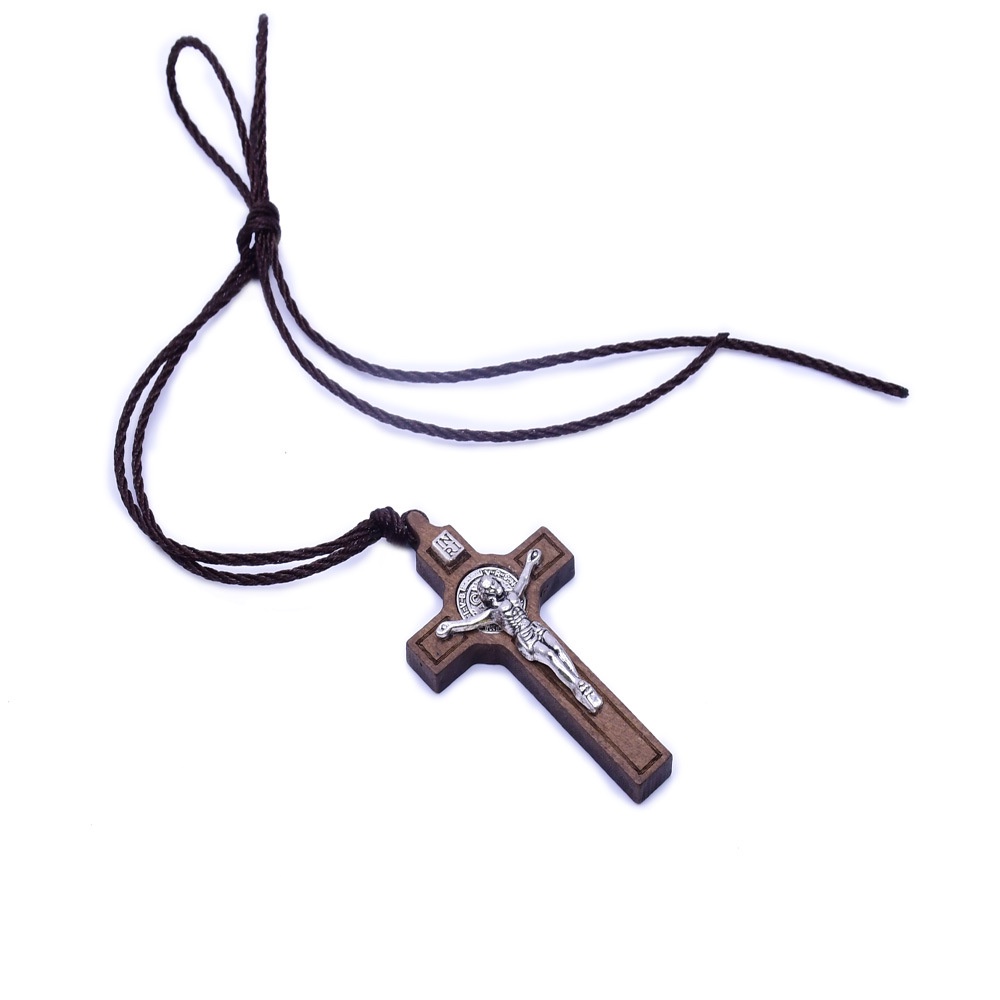 Dây chuyền Thánh giá gỗ St.Benedicto