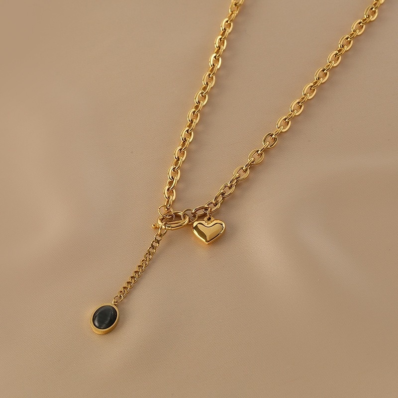 Dây Chuyền Bằng Thép Titan Mạ Vàng 18K Mặt Hình Trái Tim Thiết Kế Đơn Giản Thời Trang Cao Cấp Cho Nữ