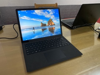 Surface Laptop 2 - Laptop doanh nhân cao cấp