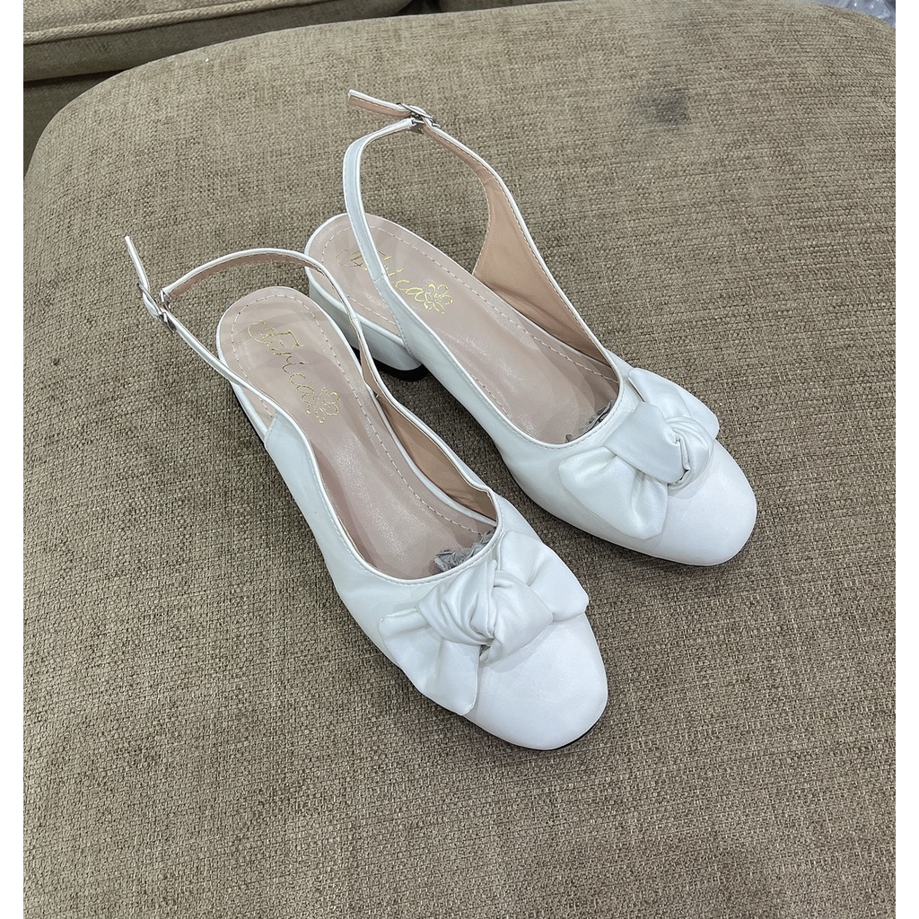 Sandal nơ phồng bít mũi quai cài sau gót trụ thấp - 3P