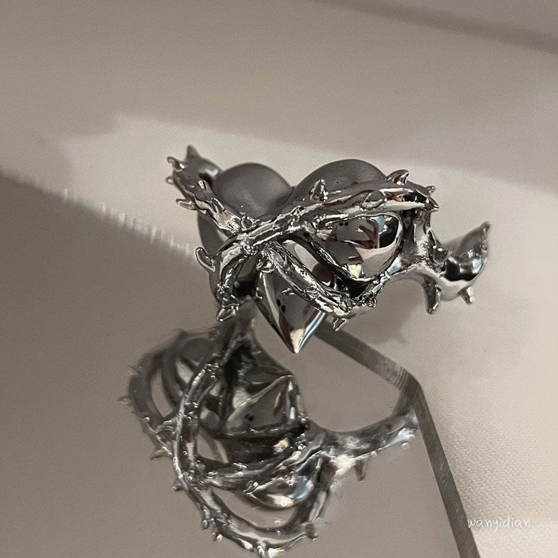 Nhẫn Hở Hình Trái Tim Thor Bằng Kim Loại/Nhẫn hở hình kẽm gai trái tim màu đen phong cách hip hop đơn giản