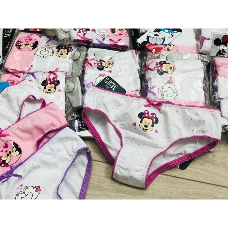 Quần chip bé gái