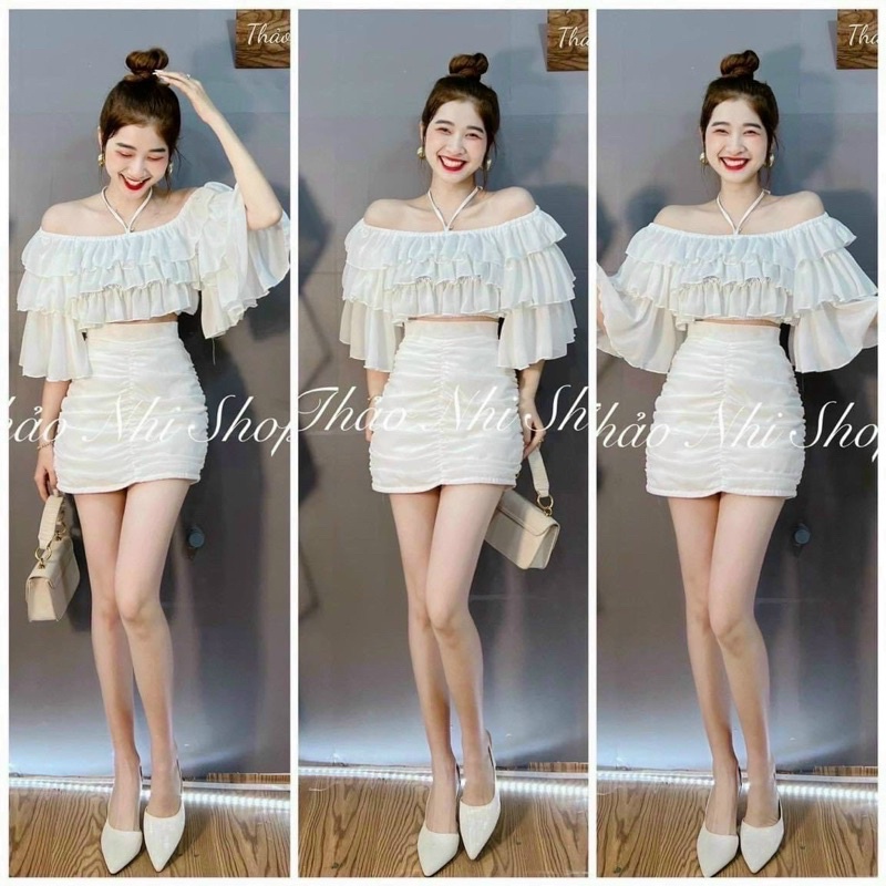 SET ÁO VOAN TRẮNG CỔ YẾM TẦNG BÈO CHÂN VÁY NHÚN RÚT