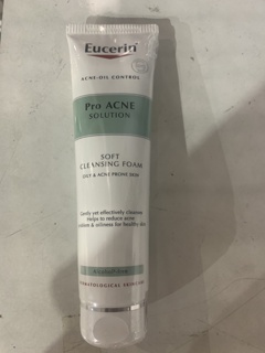 Sữa Rửa Mặt Tạo Bọt Dịu Nhẹ Eucerin Pro Acne Solution Gentle Cleansing Foam 150ml
