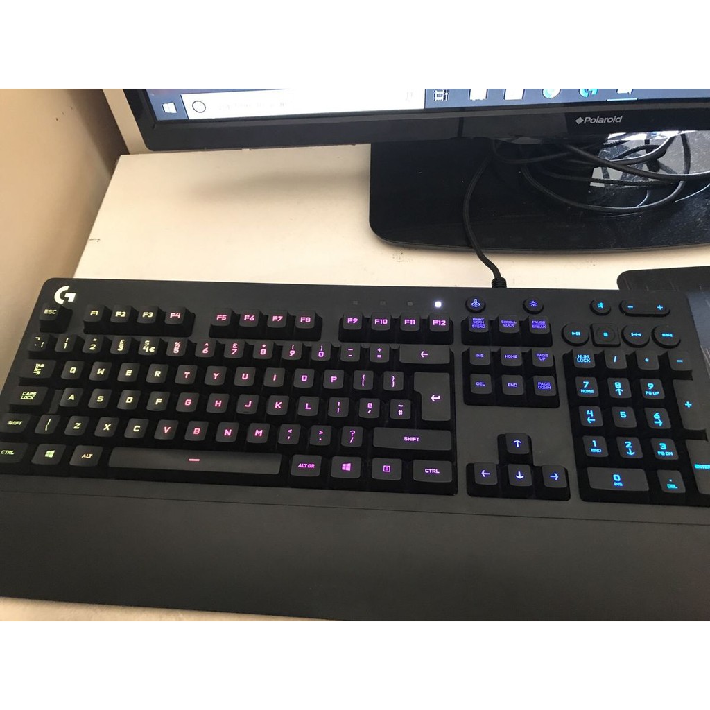 Bàn phím Logitech G213 Gaming PRODIGY RGB - Bảo hành 2 năm