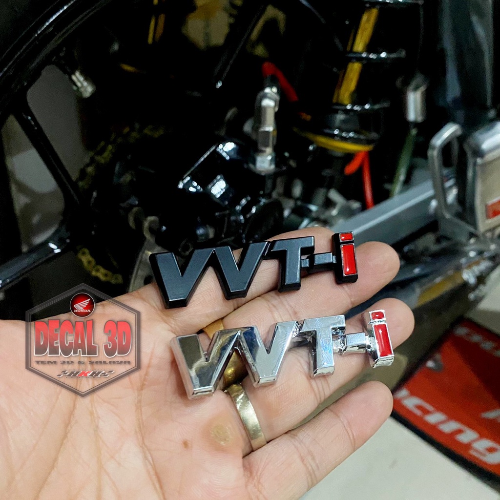 Logo VVT-i chất liệu kim loại sơn tỉnh điện trang trí ô tô xe máy siêu đẹp