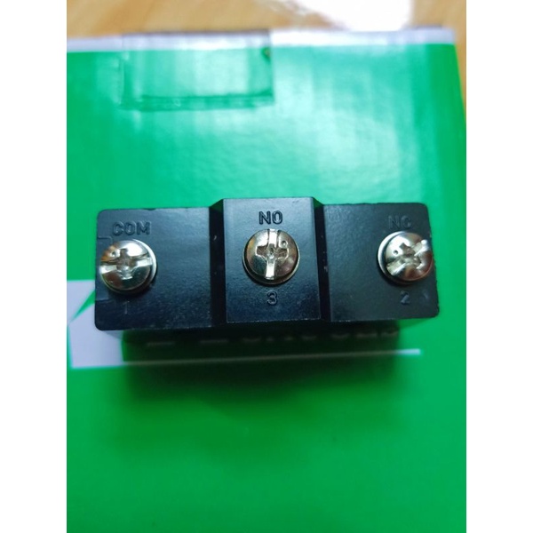 Công tắc hành trình Omron Z-15G-B