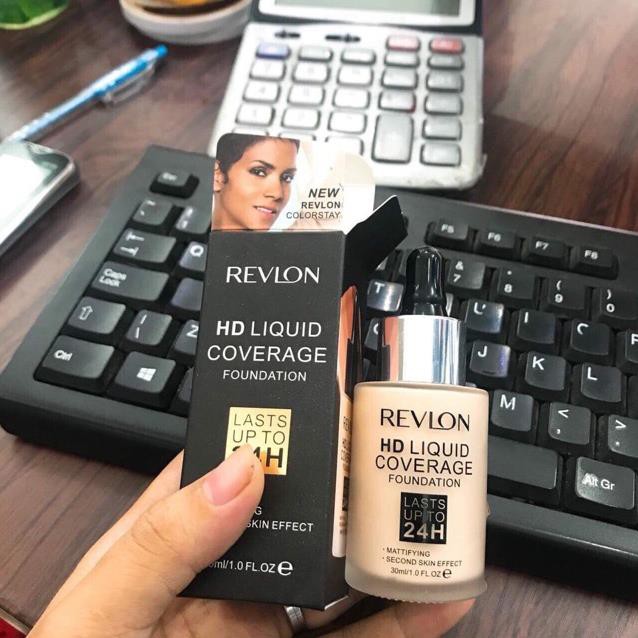 Kem nền Revlon