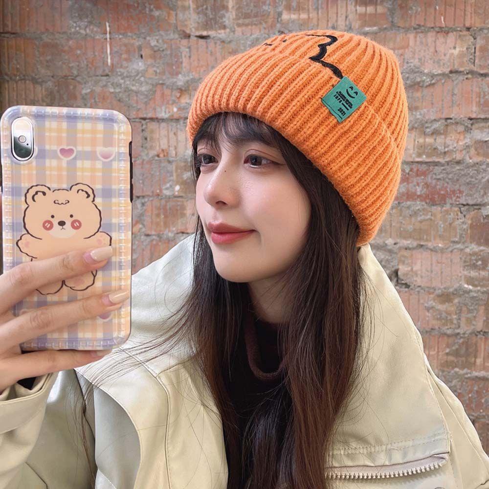 Mũ Beanie Dệt Kim Thêu Hình Gấu Dễ Thương Cho Nữ
