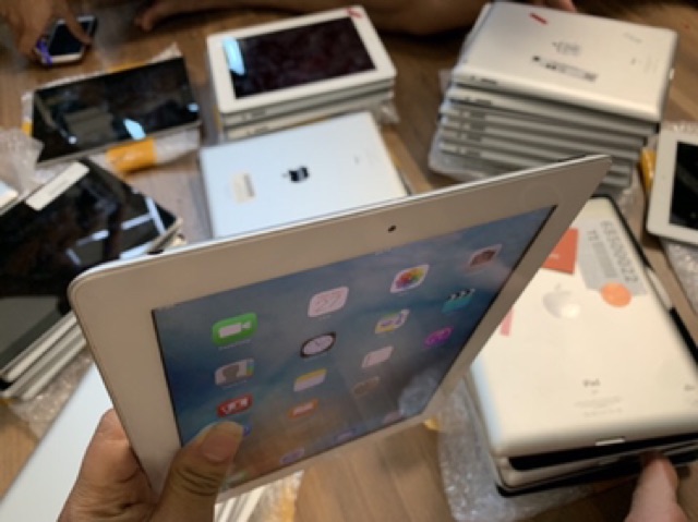 Máy tính bảng Ipad 3 máy 16gb.only wifi/3G wifi new98-99% | BigBuy360 - bigbuy360.vn