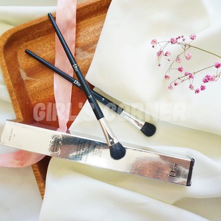 Cọ tán bầu mắt Dior Eyeshadow Brush 21
