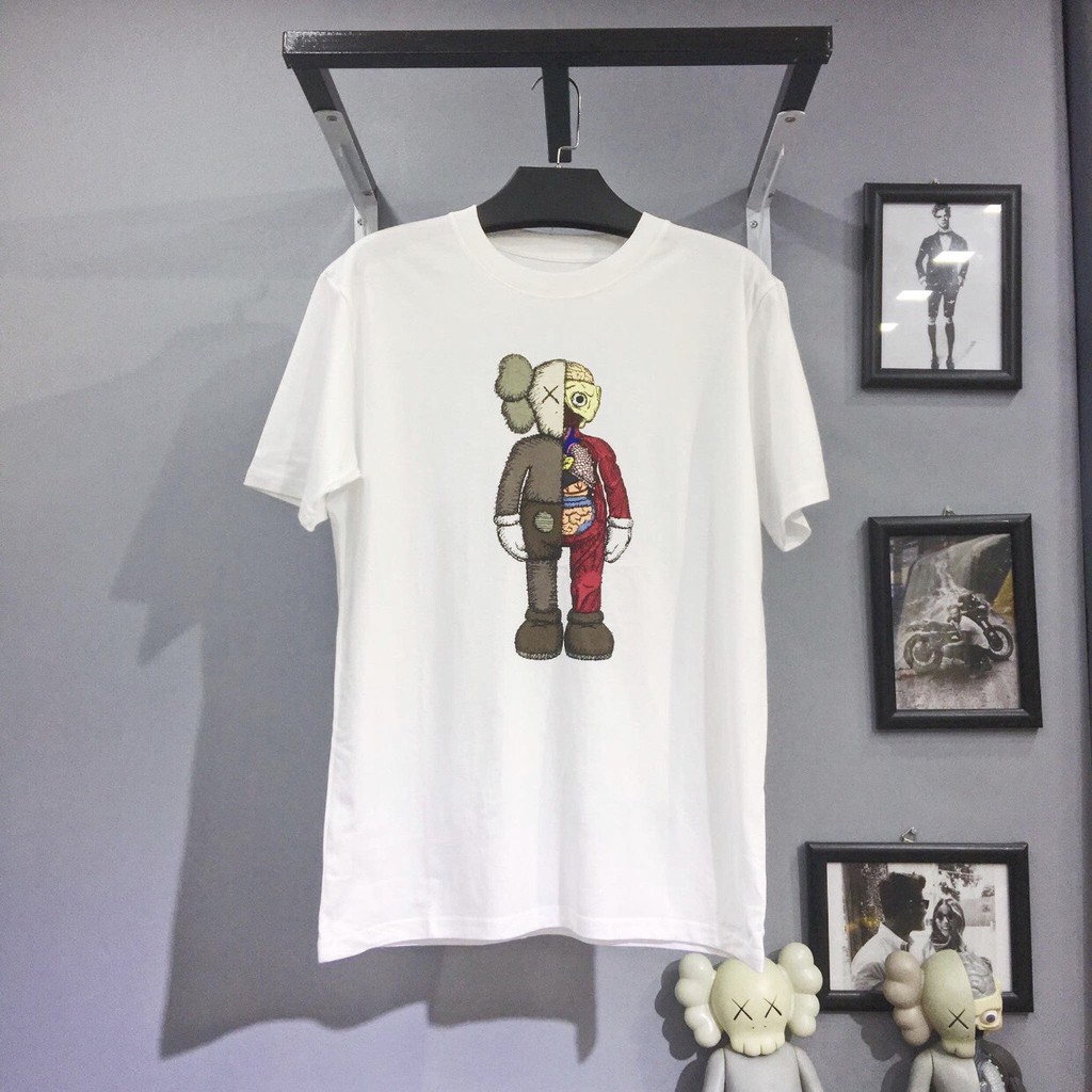 Áo thun  form rộng trắng hoạt hình KAWS nam nữ unisex oversize tay lỡ cổ tròn tee | Lee Hoàng Group