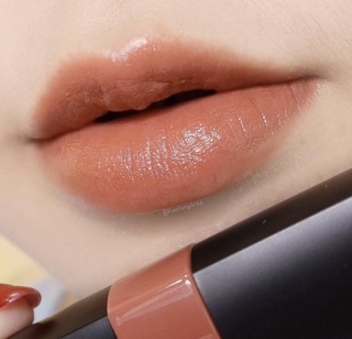 Son Bobbi Brown